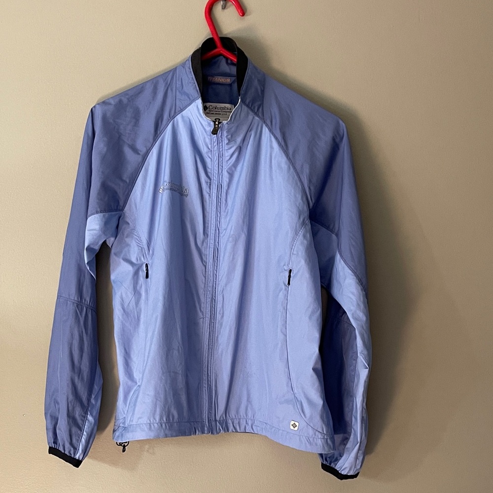 Columbia, Light and Dark Blue packable Windbreaker